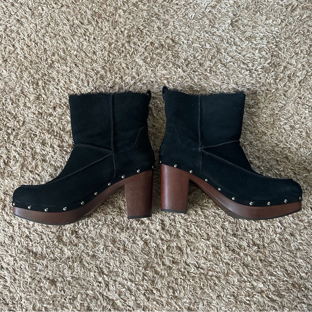 UGG Kouri shearling clog boot size 12